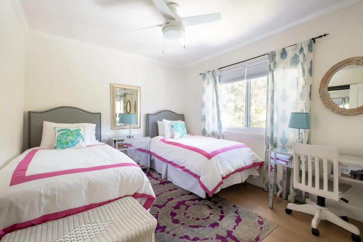 Holiday home Luxurious Family 5 Bedroom Getaway *