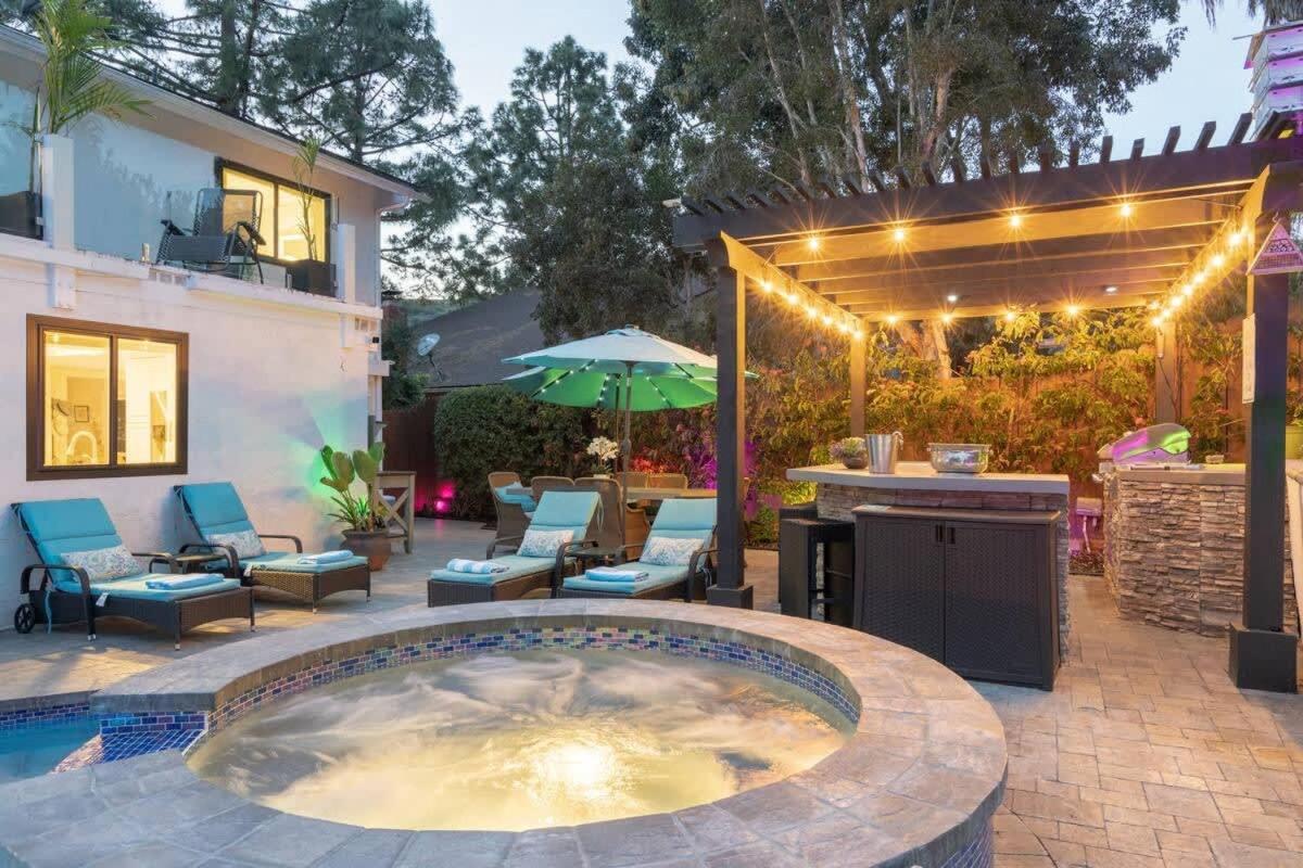 Luxurious Family 5 Bedroom Getaway Holiday home